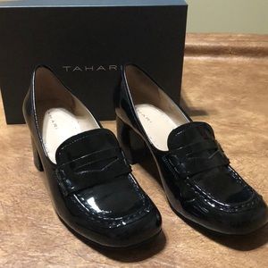 Tahari patent leather heel loafers